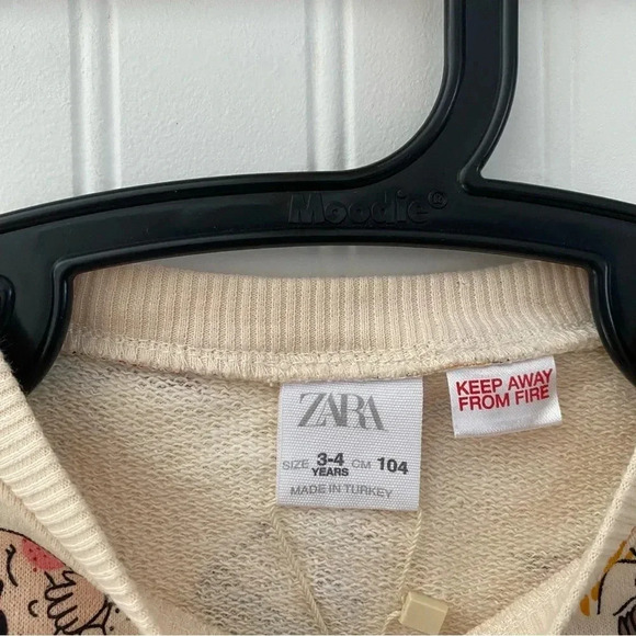 Zara Girls Face and Graphic Print Sweatshirt Top 3-4Y NWT - Picture 2 of 5